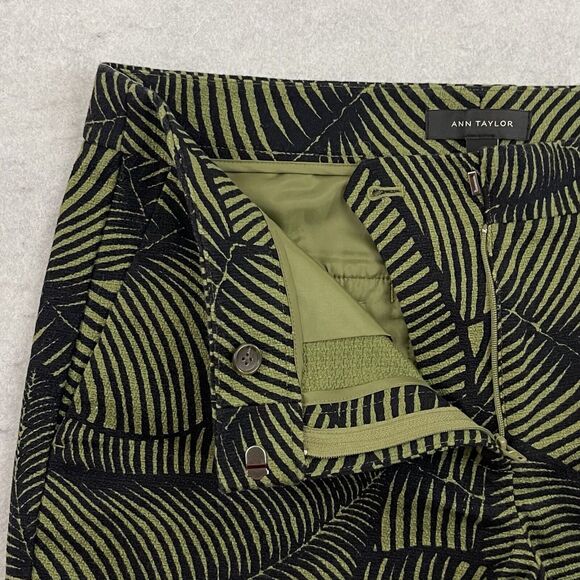 Ann Taylor Devin City Shorts Womens Size 8 Green Black Palm Leaf Print Tailored - Picture 8 of 11